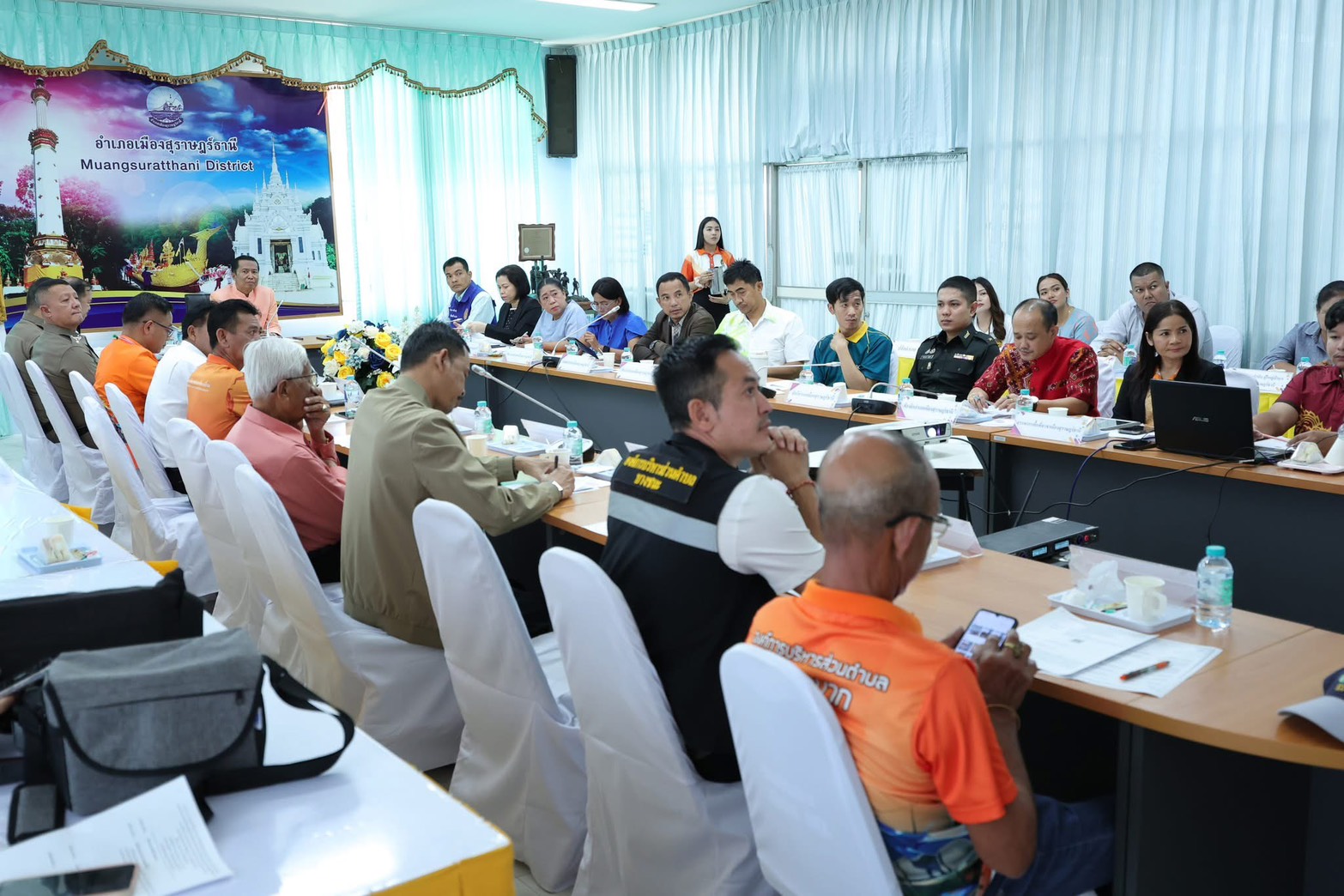🌈อำเภอเมืองสุราษฎร์ธานี จัดการประชุมหัวหน้าส่วนราชการประจำอำเภอเมืองสุราษฎร์ธานี ฯลฯ ครั้งที่ 10/2568 ประจำเดือนตุลาคม 2568