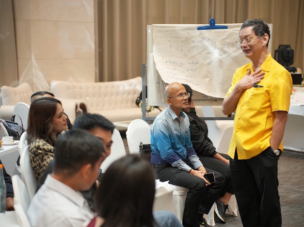 อำเภอเมืองสุราษฎร์ธานี เข้าร่วมประชุมเชิงปฎิบัติการเพื่อพัฒนาศักยภาพพลังอำเภอสู่การเป็นอำเภอต้นแบบและอำเภอขยายผล ในการขับเคลื่อนชุมชนล้อมรักษ์ (CBTx) และแก้ไขปัญหายาเสพติดอย่างยั่งยืน