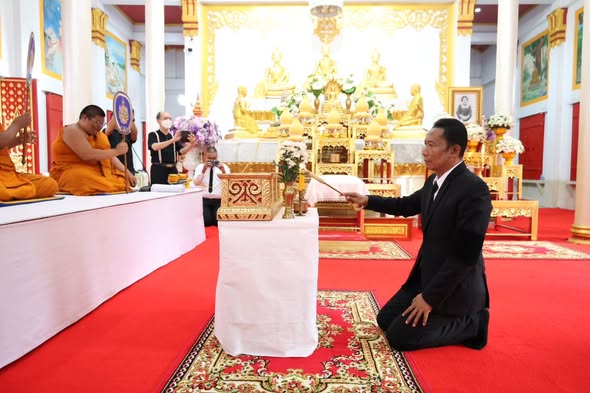 อำเภอเมืองสุราษฎร์ธานี เป็นเจ้าภาพพิธีบำเพ็ญกุศลสวดพระอภิธรรม ถวายพระราชกุศลพระบรมศพ สมเด็จพระนางเจ้าสิริกิติ์ พระบรมราชินีนาถ พระบรมราชชนนีพ้นปีหลวง